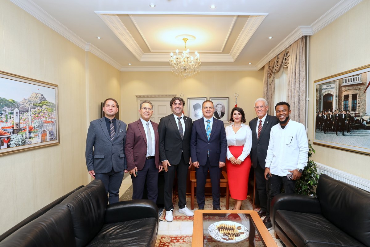 Emlak Sektörü Temsilcileri Muğla Valisi Akbıyık'ı Ziyaret Etti