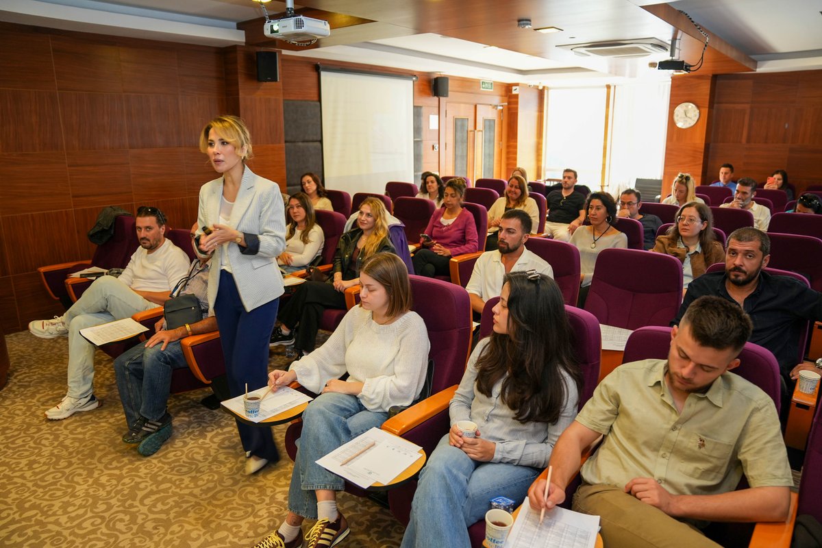 Fethiye'de Yeni Nesil Satış Teknikleri Eğitimi Düzenlendi