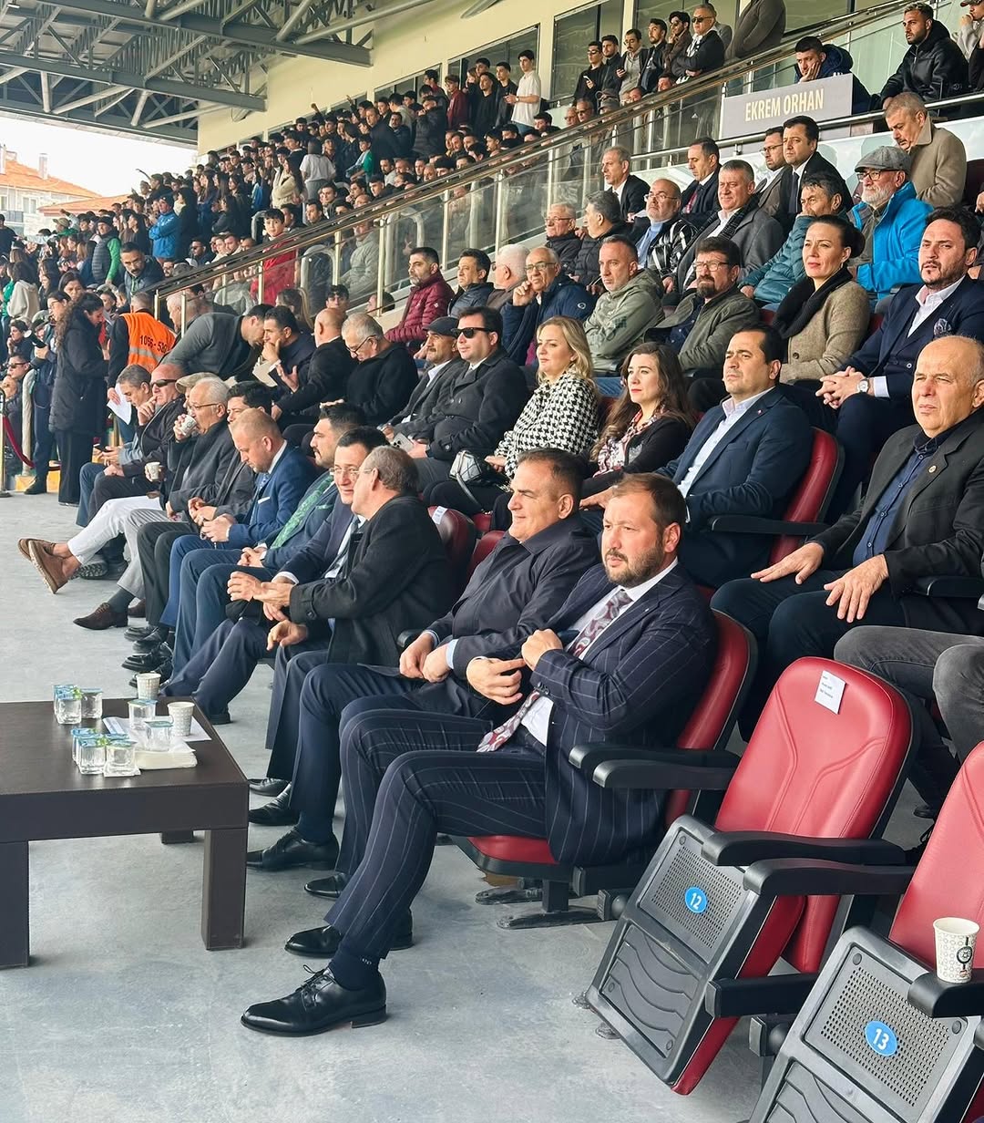 AK Parti Muğla İl Başkanlığı, Ziraat Türkiye Kupası Maçını Ziyaret Etti