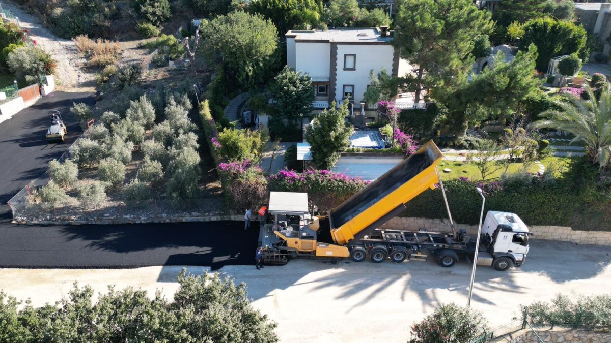 Bodrum'da Yokuşbaşı Mahallesi'nde Altyapı ve Asfalt Çalışması
