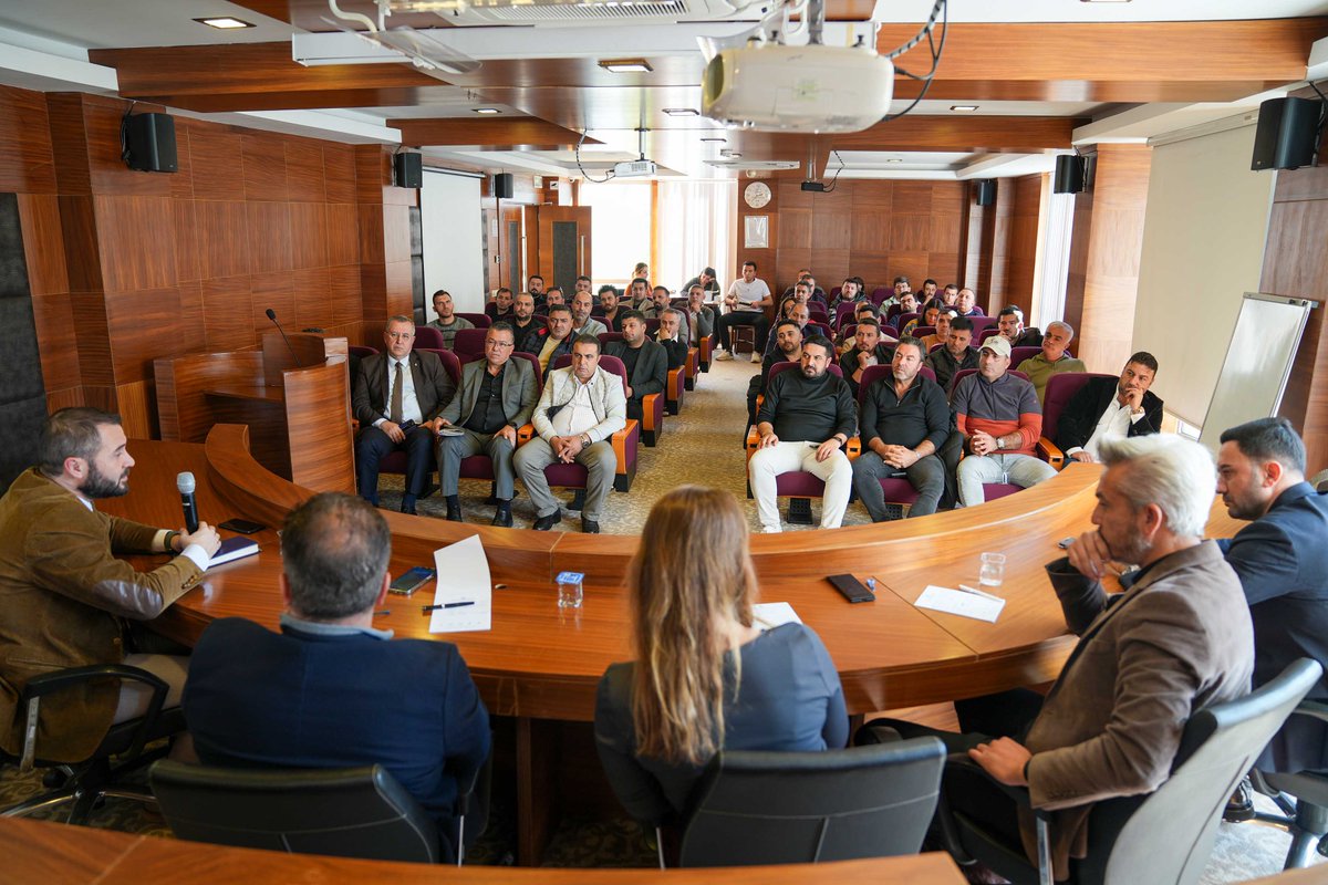 Fethiye'de İnşaat Sektörünün Sorunları ve Çözüm Önerileri Masaya Yatırıldı