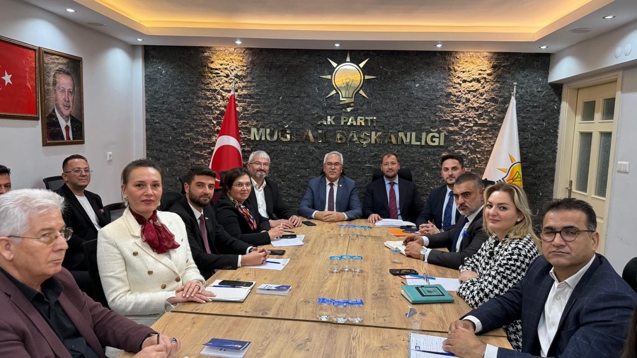 AK Parti Muğla İl Başkanlığı'nda Yönetim Kurulu Toplantısı Gerçekleşti