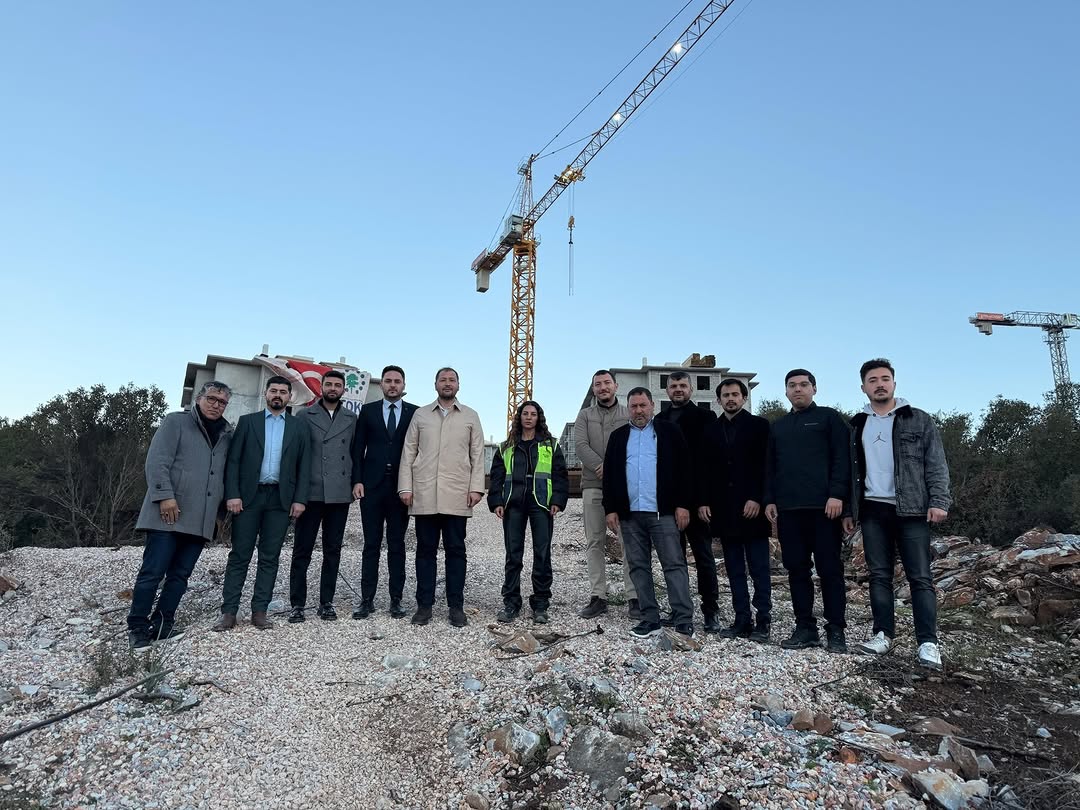 AK Parti Muğla İl Başkanı Cengizhan Güngör, Yatağan TOKİ İnşaat Alanı'nda İncelemede Bulundu