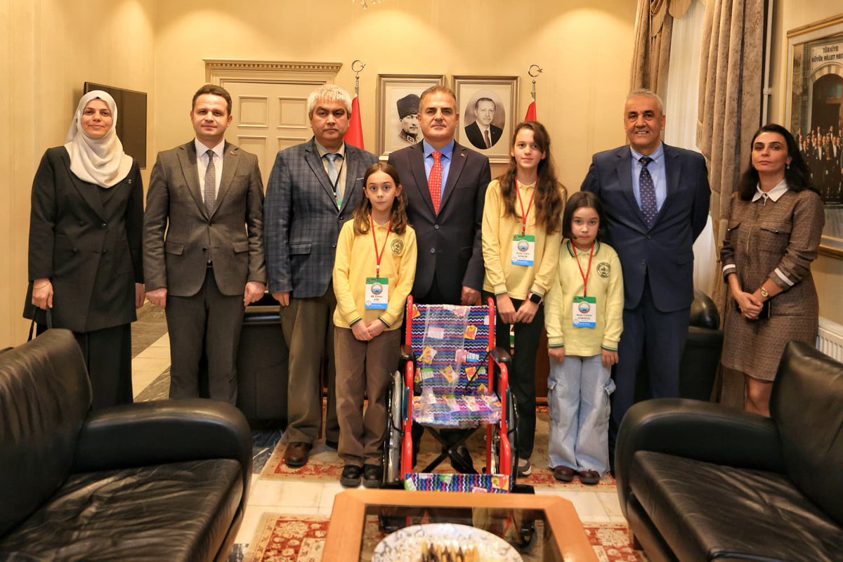 Muğla'da Öğrencilerin Atık Yağ Projesi: 6587 Litre Toplanarak Tekerlekli Sandalyeye Dönüştü