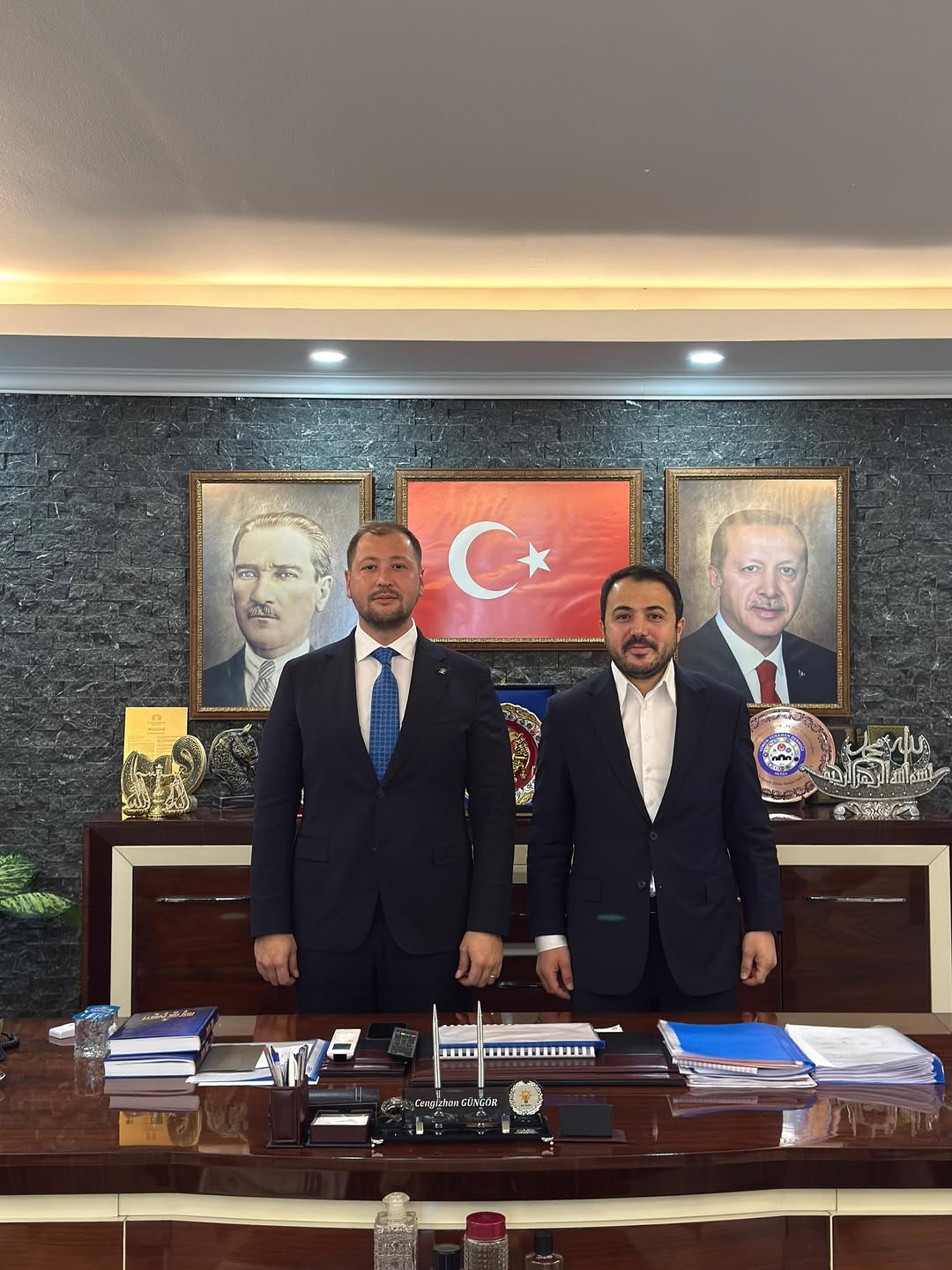 TÜGVA Genel Başkan Yardımcısı Gürkan Emecen, AK Parti Muğla İl Başkanı Cengizhan Güngör'ü Ziyaret Etti