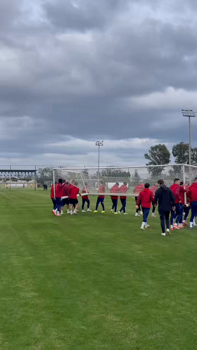 Fethiyespor Akşam Antrenmanında Sahada