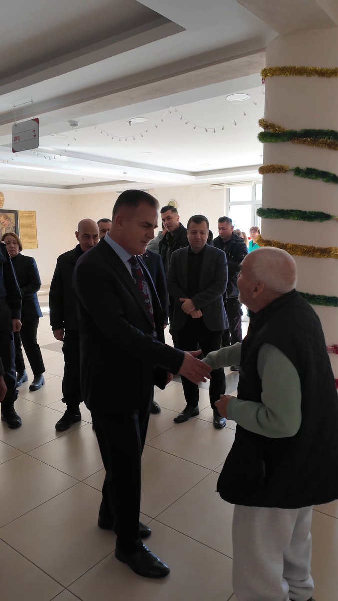 Muğla Valisi Akbıyık, Huzurevi ve Hastane Ziyaretlerinde Vatandaşlarla Buluştu