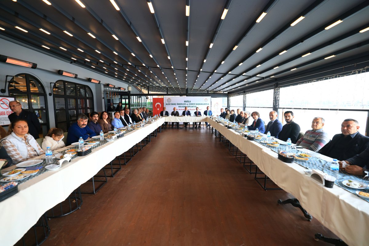 Muğla Valisi İdris Akbıyık, Alevi İnanç Önderleri ile Bir Araya Geldi