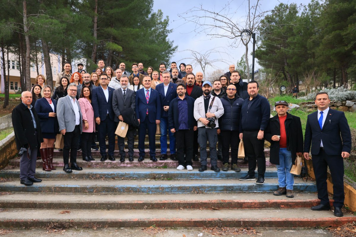 Vali Akbıyık, 10 Ocak Çalışan Gazeteciler Günü'nde Basın Mensupları ile Buluştu