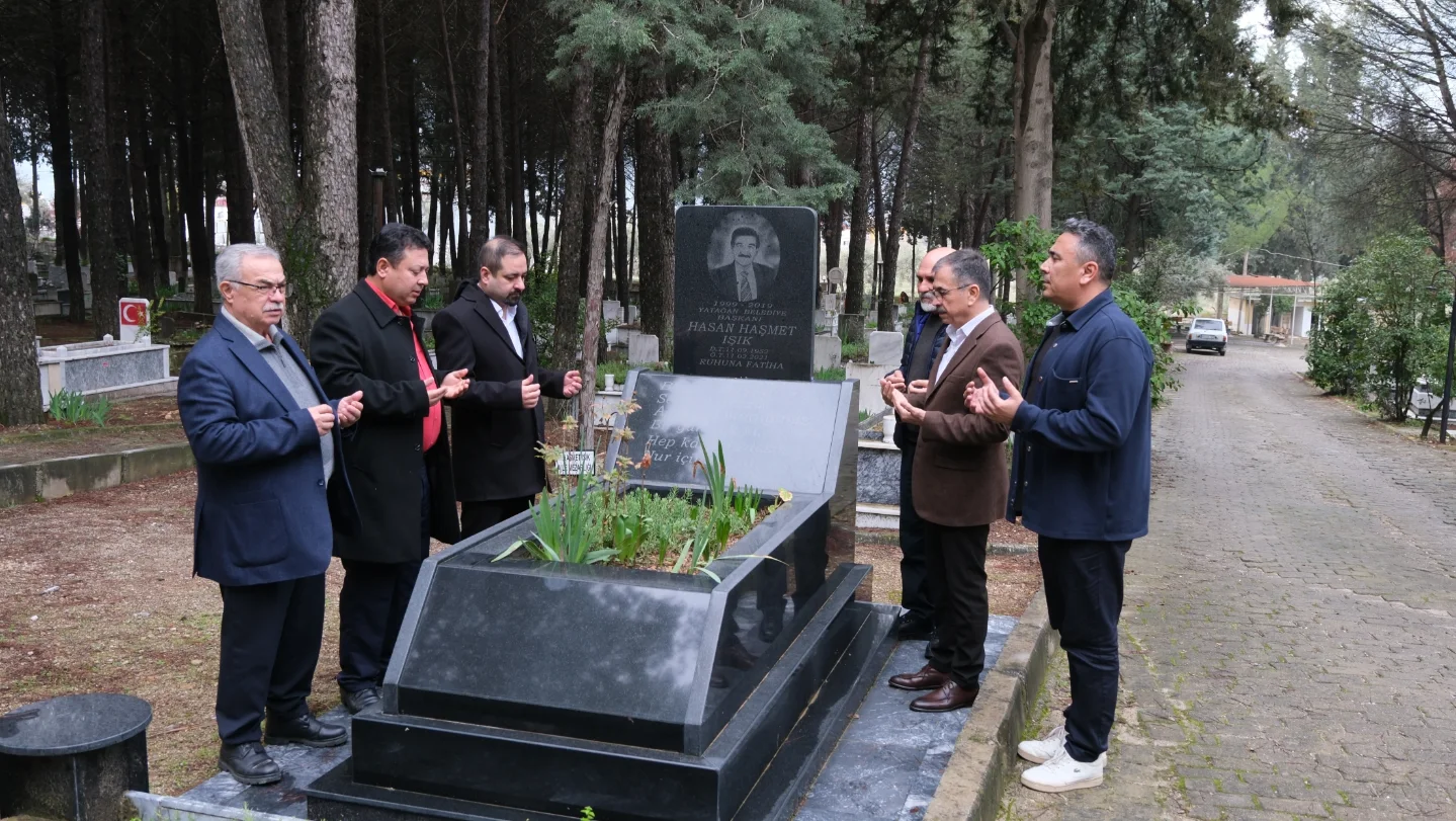 Yatağan'da Merhum Başkan Hasan Haşmet Işık Kabri Başında Anıldı
