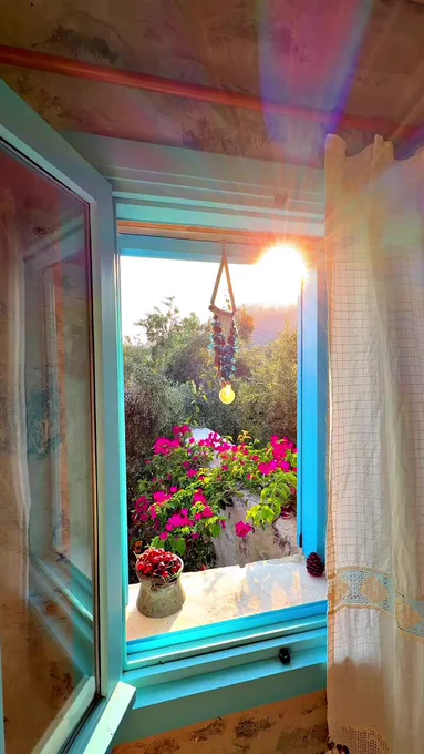 Muğla'da Baharın Keyfi: Pencerelerden Huzura Açılan Manzaralar