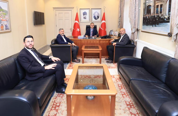 Memur-Sen Temsilcileri Muğla Valisi Dr. İdris Akbıyık'ı Ziyaret Etti