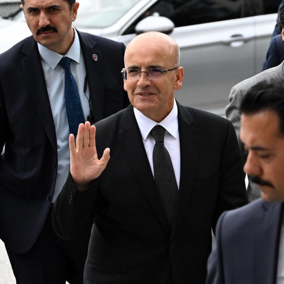 Mehmet Şimşek: Türkiye'de Enflasyon ve Hayat Pahalılığı Sorunu Ciddi Bir Kriz Halinde