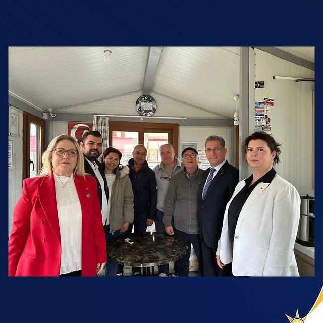 Datça'da AK Parti Heyeti Taksicilerle Bayramlaştı
