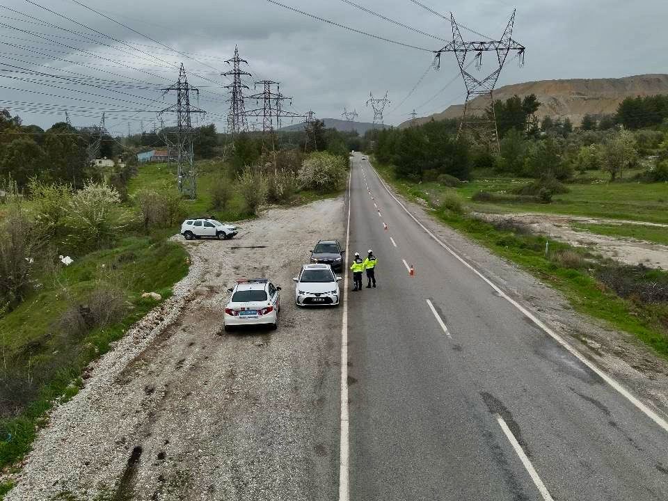 Muğla'da Bayram Trafiği Denetimi: Dron ile Takip Edilen Sürücülere Cezai İşlem