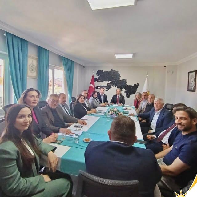 AK Parti Muğla İl Başkanlığı Yürütme Kurulu Toplandı