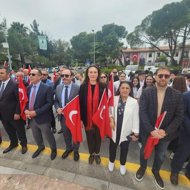 Muğla'da 23 Nisan Coşkusu: Kortej ve Kutlama Programı Gerçekleştirildi