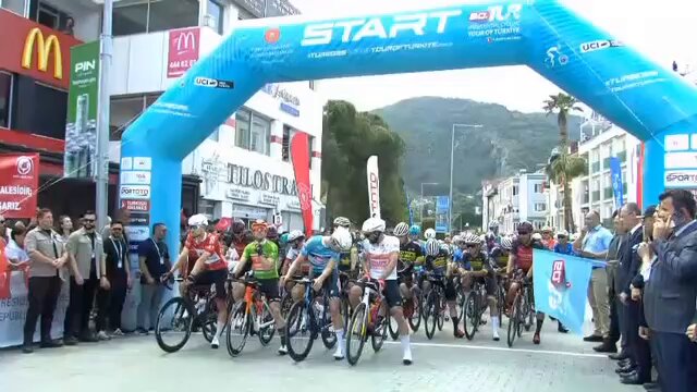60. Cumhurbaşkanlığı Türkiye Bisiklet Turu'nda Fethiye-Marmaris Etap Startı Verildi
