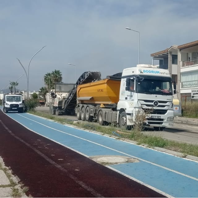 Bodrum'da 34 Milyon TL'lik Yol Yatırımı Başladı: Bisiklet ve Yürüyüş Yolları da Yapılacak