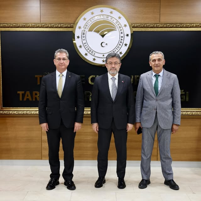 AK Parti Muğla Delegasyonu, Tarım ve Orman Bakanı Yumaklı ile Görüşme Gerçekleştirdi
