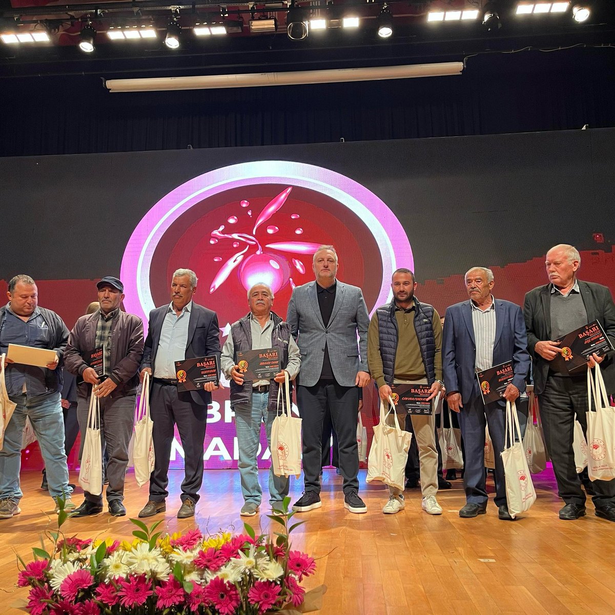 Muğla'da Zeytinyağı Kalitesi Kutlandı: 6. Zeytinyağı Kalite Yarışması Ödül Töreni Düzenlendi