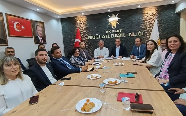 AK Parti Muğla İl Başkanlığı'nda İl Yönetim Kurulu Toplantısı Düzenlendi