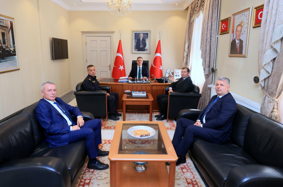 Muğla Valisi Akbıyık, İl Emniyet Müdürlüğü ve Başmüfettişlerle Bir Araya Geldi