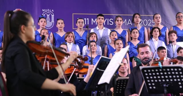 Uluslararası Muğla Korolar Şenliği Coşkuyla Başladı
