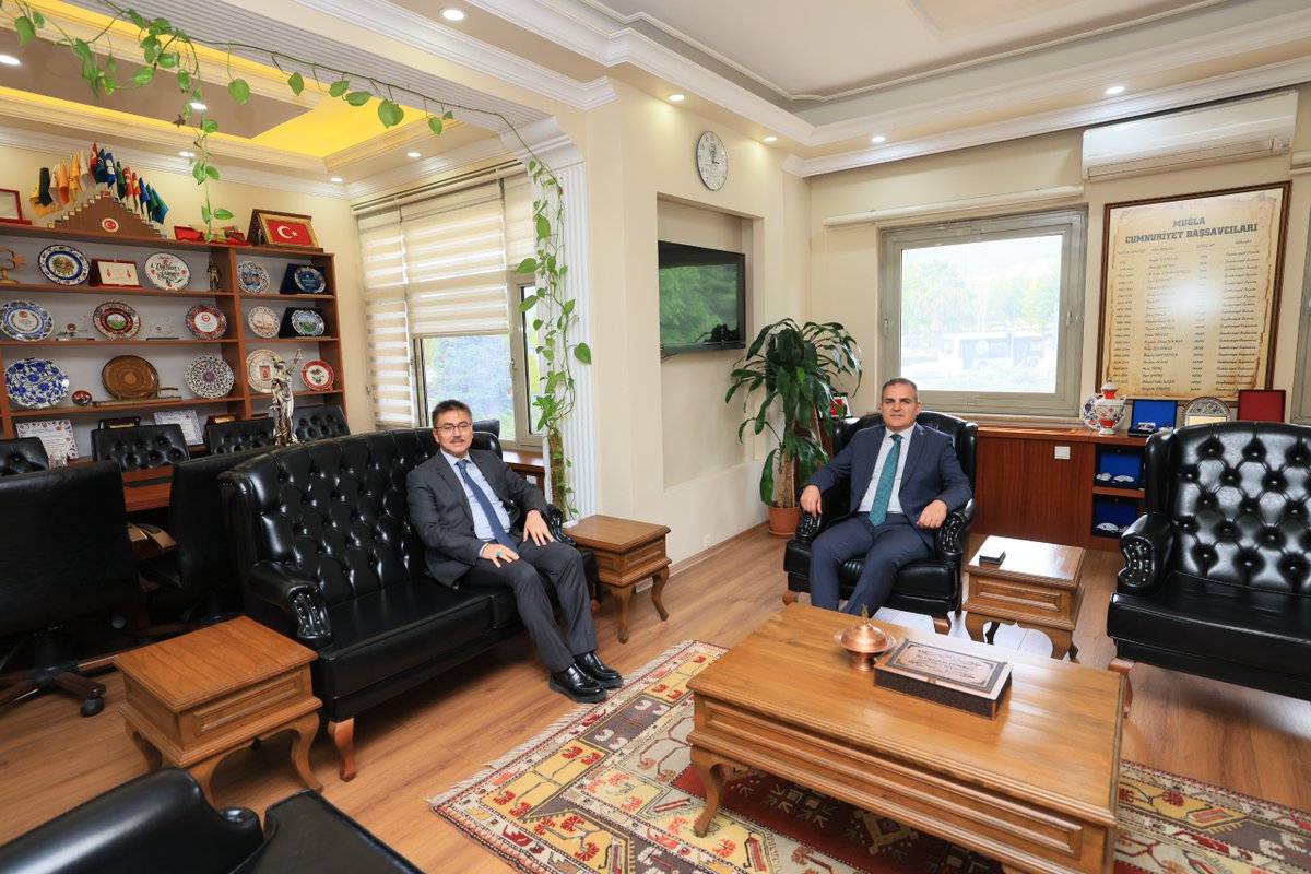 Muğla Valisi Akbıyık, Cumhuriyet Başsavcısı Dönmez'i Ziyaret Etti