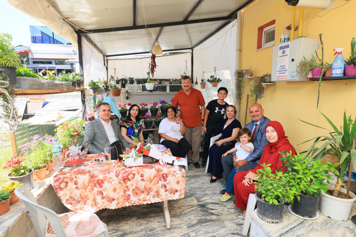 Vali Akbıyık, Şehit Anneler Günü'nde Şehit Ailesini Ziyaret Etti