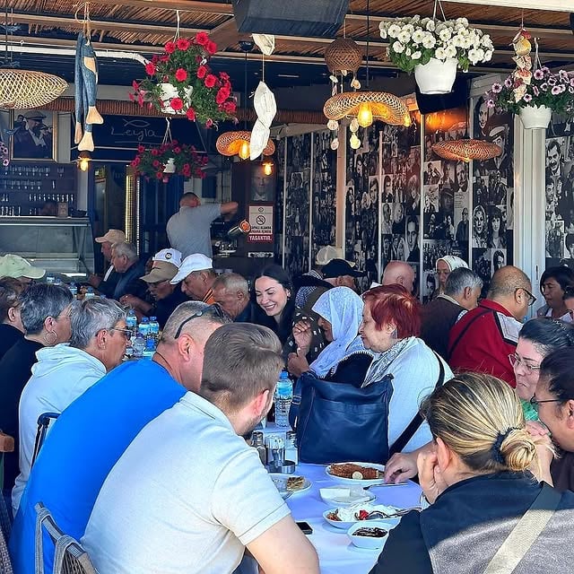 AK Parti Muğla, Yaşlı Haklarını Destekleme Etkinliği Düzenledi