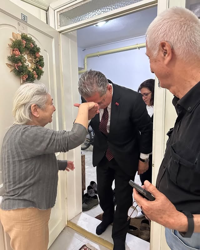 AK Parti Muğla İl Başkanı Laçin, Şehit Binbaşı Cesur'un Ailesini Ziyaret Etti