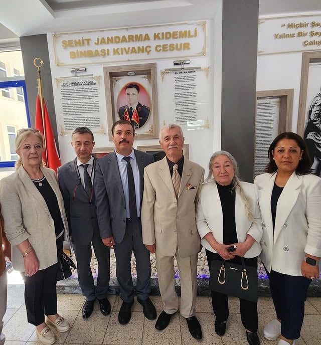 Menteşe'de Şehit Binbaşı Kıvanç Cesur Anısına Ortaokul Kütüphanesi Açıldı