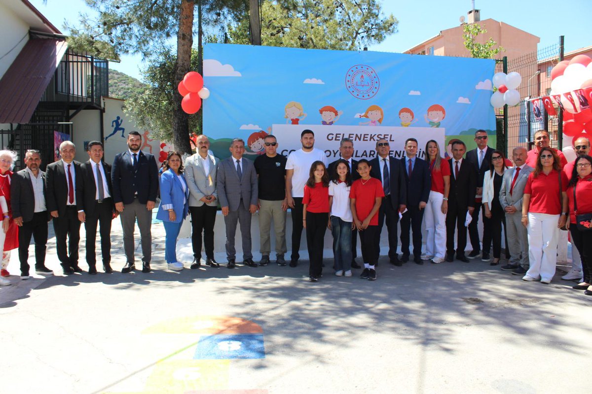 Muğla'da Geleneksel Çocuk Oyunları Şenliği Düzenlendi