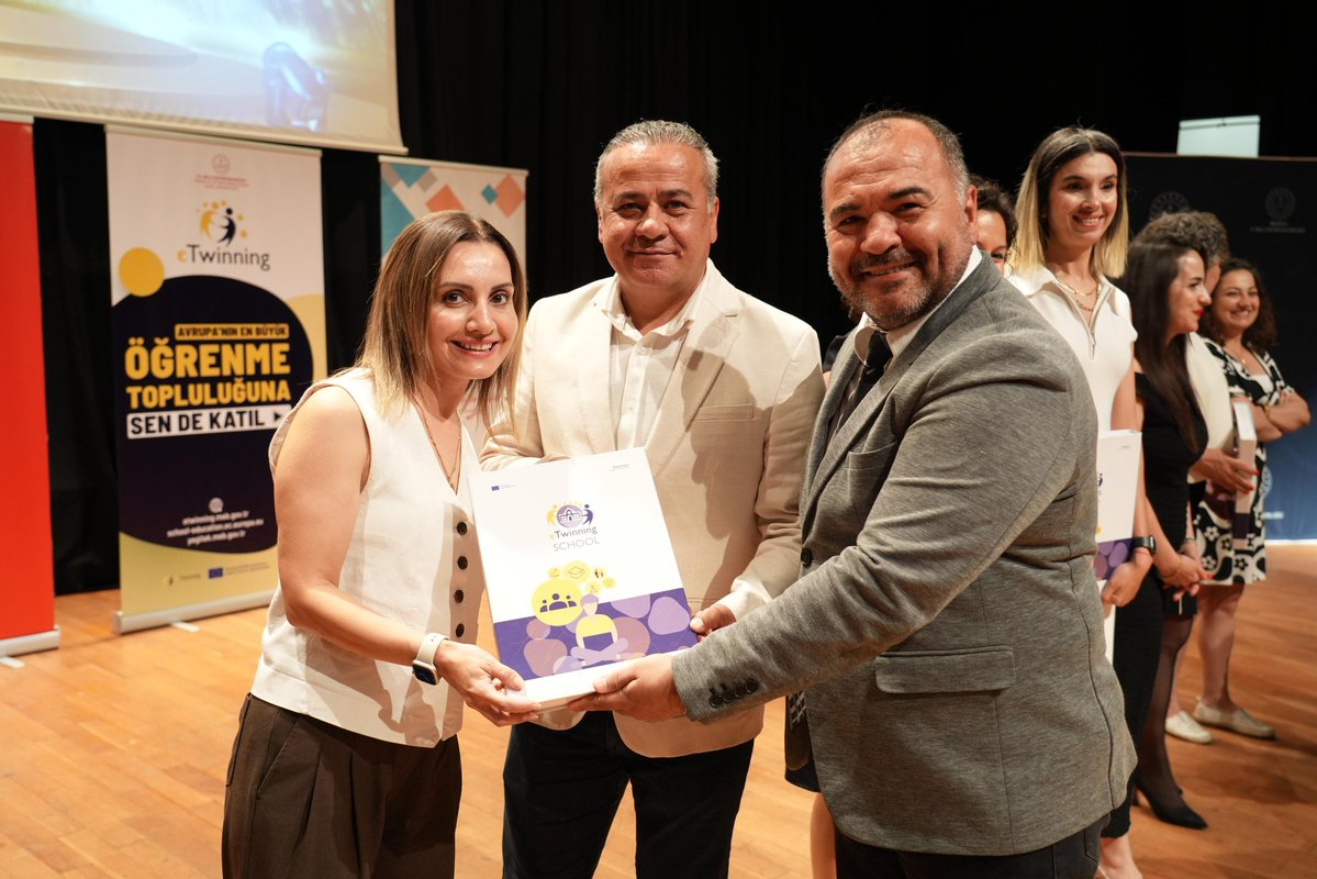MHP Muğla İl Başkan Yardımcısı STEM Sergisi ve eTwinning Ödül Törenine Katıldı