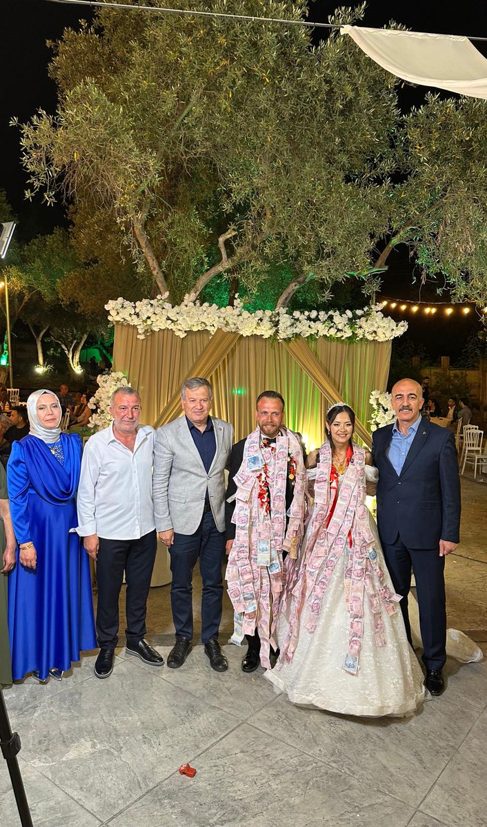 MHP Muğla İl Başkanlığı Bodrum'da Düğün Törenine Katıldı