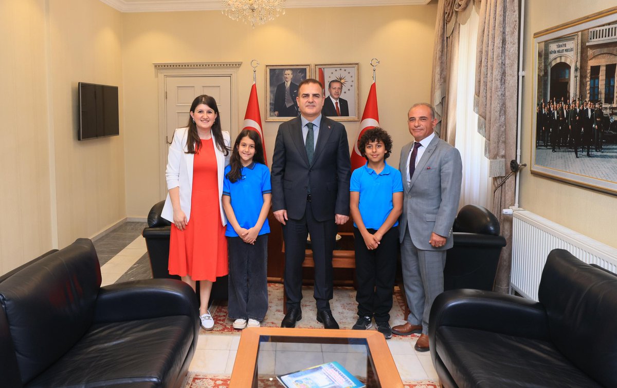 Muğla Valisi Akbıyık, Menteşe Dumlupınar İlkokulu Öğrencilerini Ağırladı