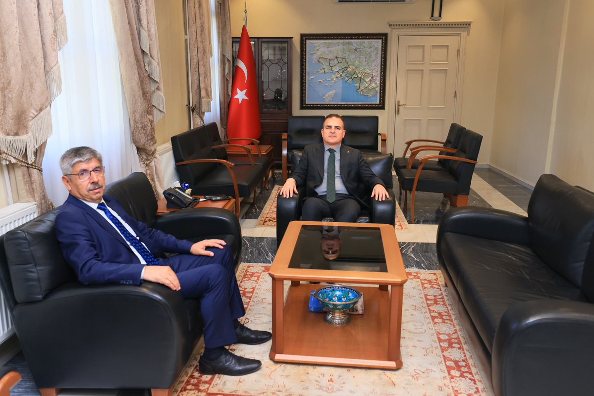 Muğla Valisi Akbıyık'ı İş İnsanı Arslan Ziyaret Etti