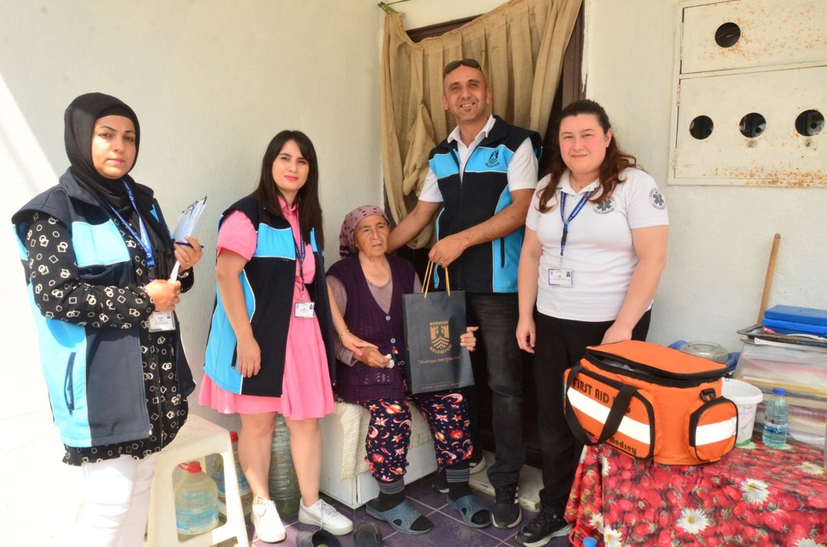 Bodrum'da Yalnız Yaşayan Yaşlılara Ev Ziyareti Projesi Başladı