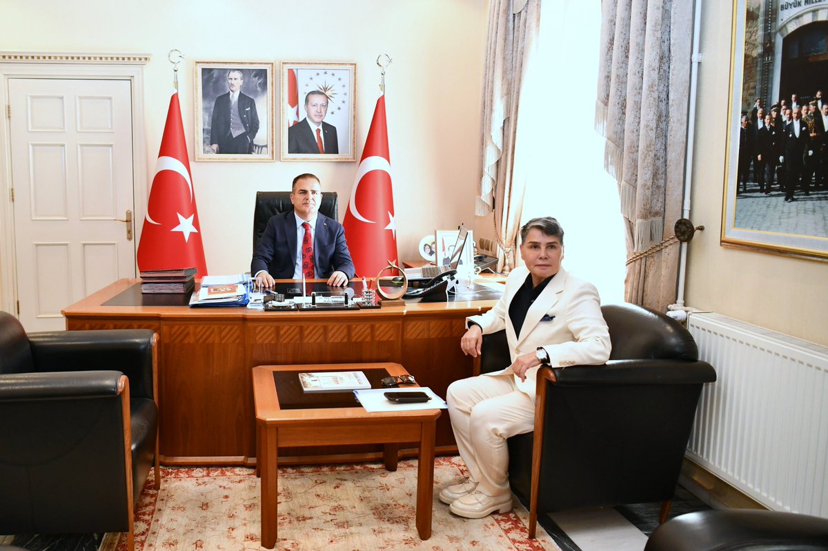 Muğla Valisi Akbıyık'a Begüm Şirketler Grubu CEO'su Doğulu'dan Ziyaret