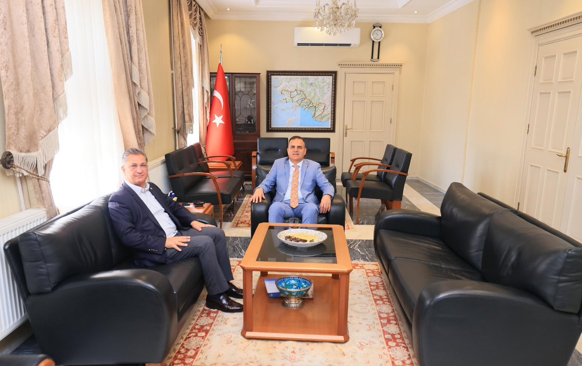 Muğla Valisi Akbıyık, AK Parti İl Başkanı Laçin'i Ağırladı