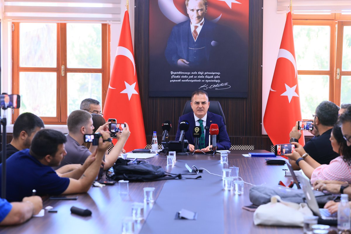 Muğla Valiliği'nden Marmaris Turizmi Hakkında Yanıltıcı Paylaşımlara Açıklama