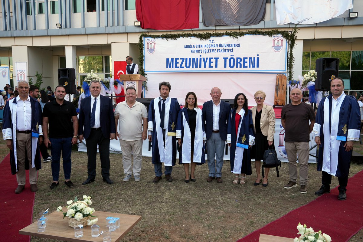 Fethiye Ticaret ve Sanayi Odası Başkanı MSKÜ İşletme Fakültesi Mezuniyetine Katıldı