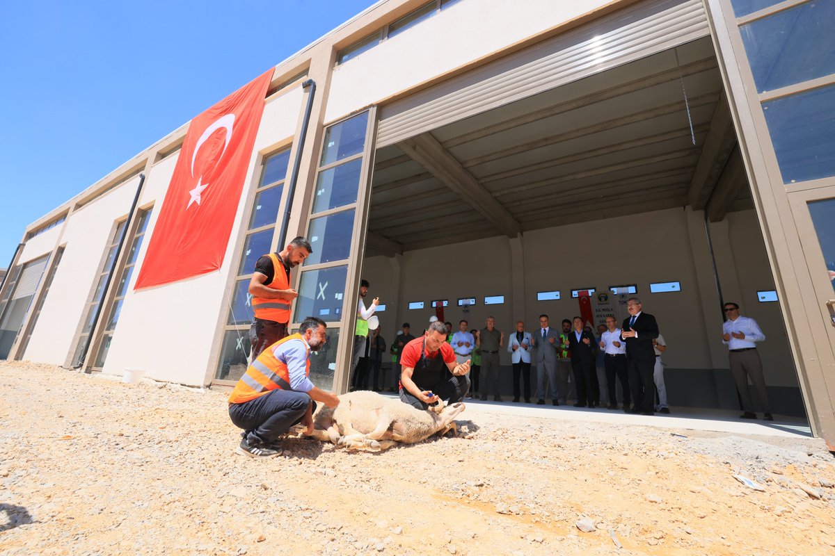 Muğla Ata Karma Sanayi Sitesi'nde Kurban Kesimi Yapıldı