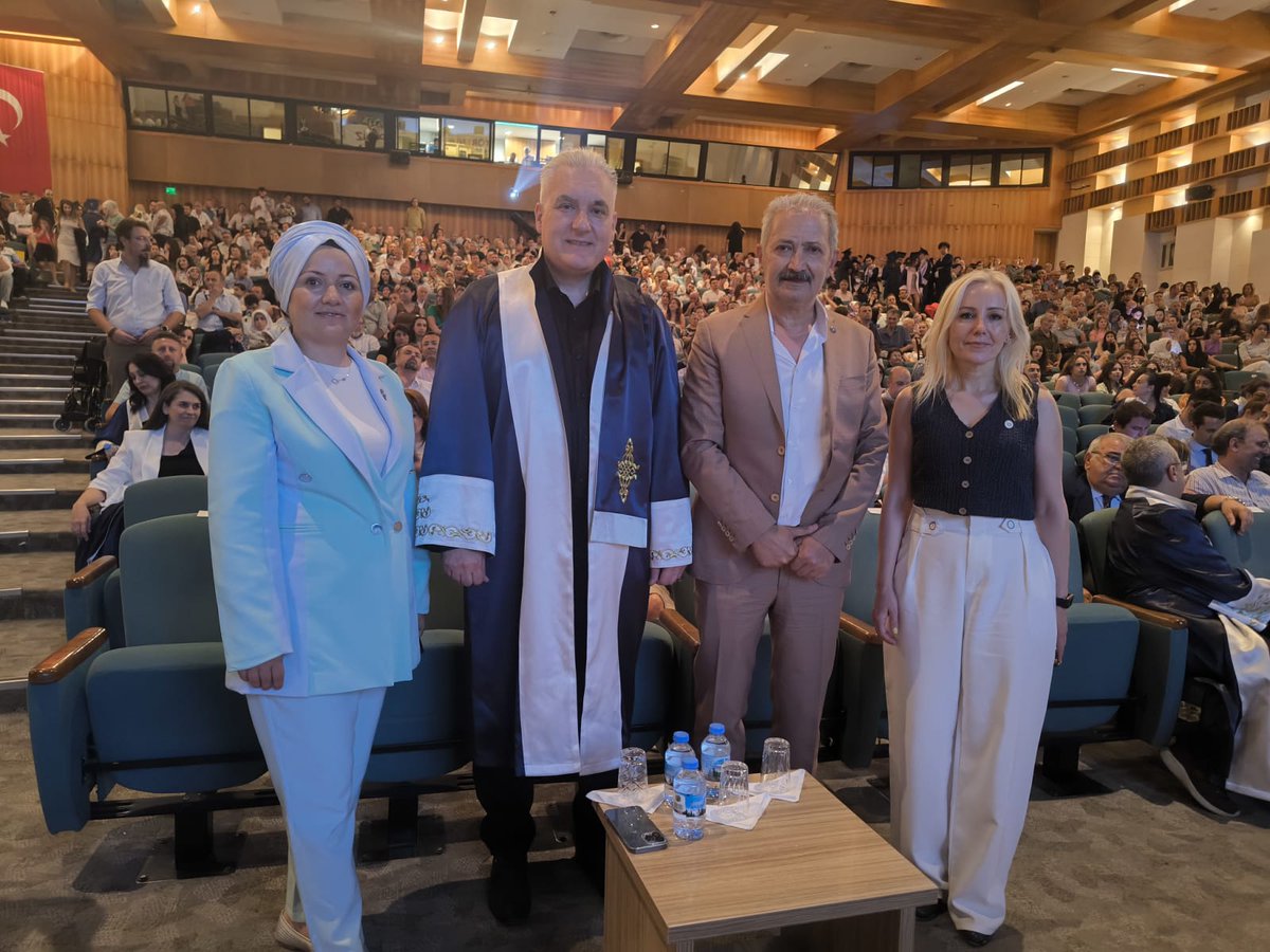 MHP Muğla İl Başkanlığı Tıp Fakültesi Mezuniyet Törenine Katıldı