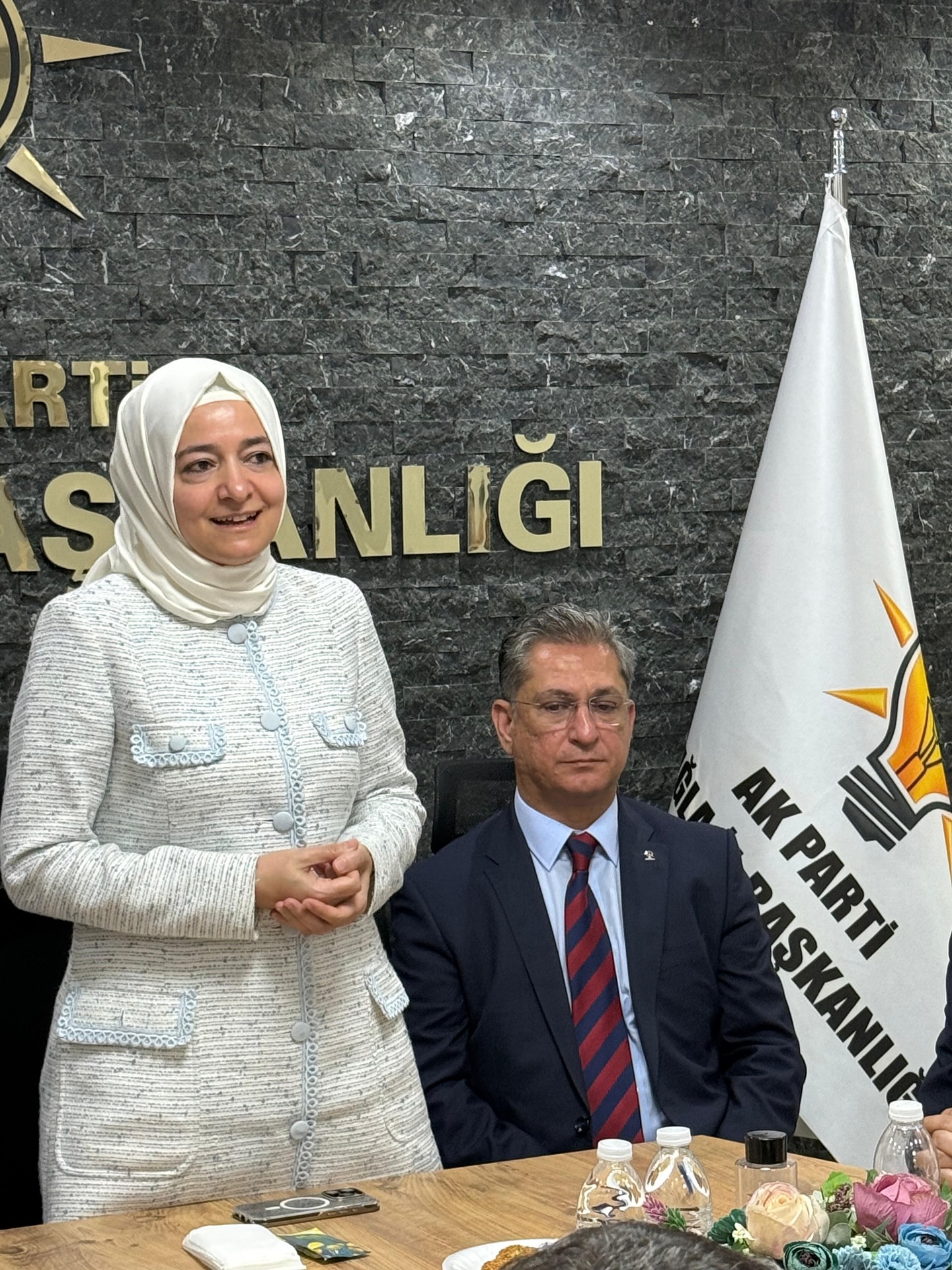 AK Parti Muğla İl Başkanlığı'nda Teşkilat Faaliyetleri Değerlendirildi