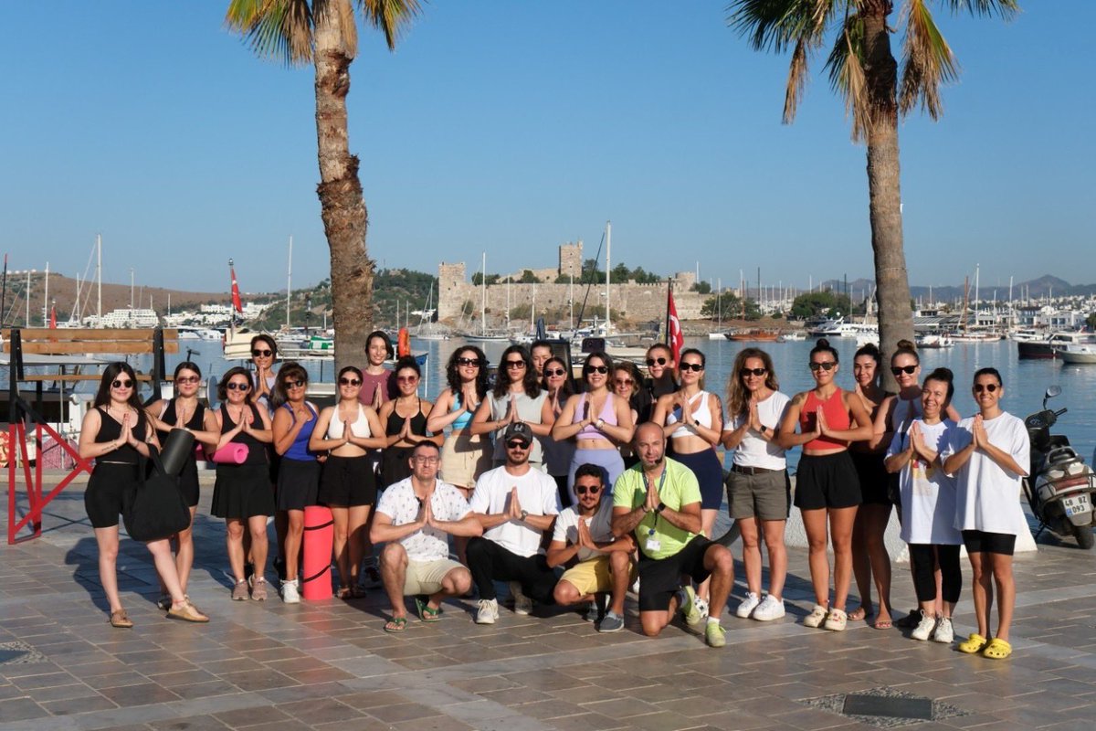 Bodrum'da Açık Hava Yoga Etkinliğiyle Nefes Almaya Davet