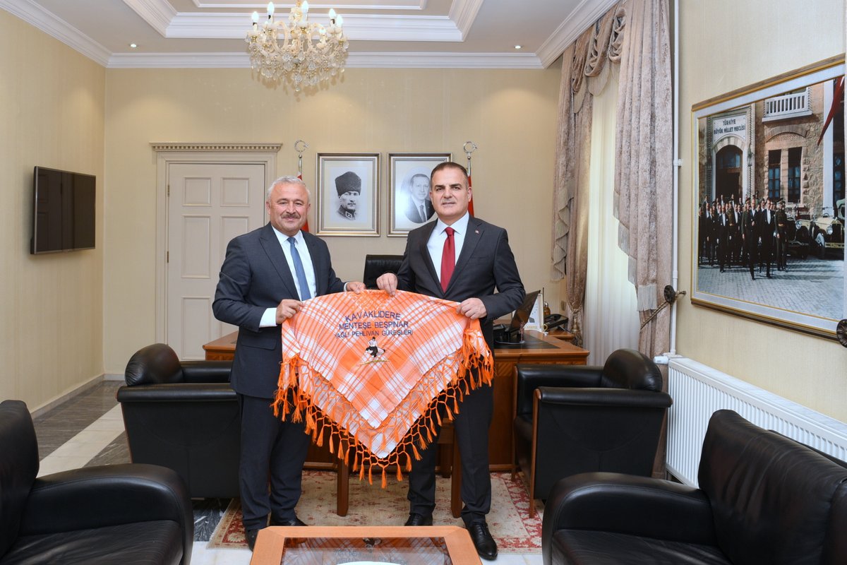 Muğla Valisi Akbıyık, Kavaklıdere Belediye Başkanı Demir'i Ağırladı