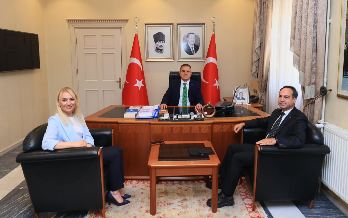 Muğla Valisi Akbıyık, Sağlık Hizmetleri Değerlendirme Toplantısı Gerçekleştirdi