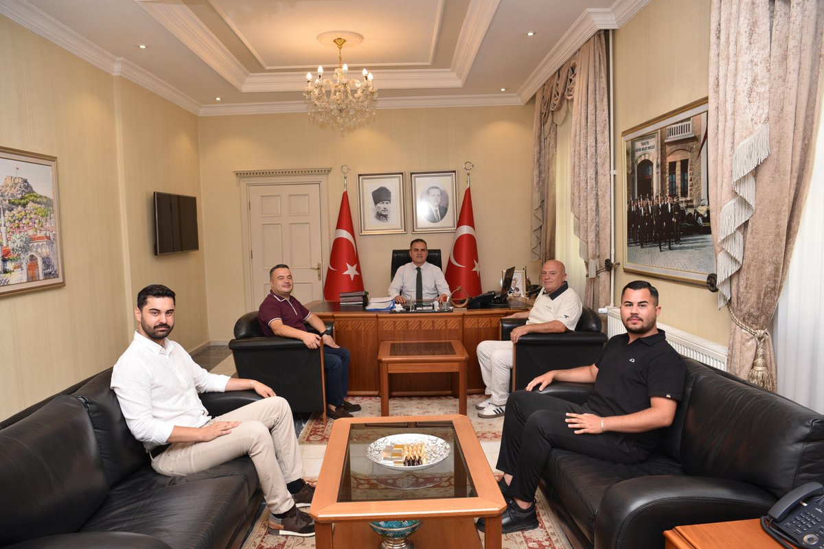 Muğla Valisi Akbıyık, Malatyalılar Derneği Başkanı Temel'i Kabul Etti